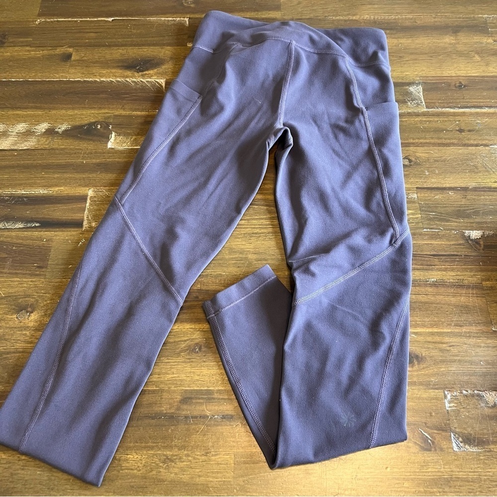 Athleta Girl Gray Leggings Stash your Treasures Tight Side Pockets Medium 8-10 - Picture 4 of 4